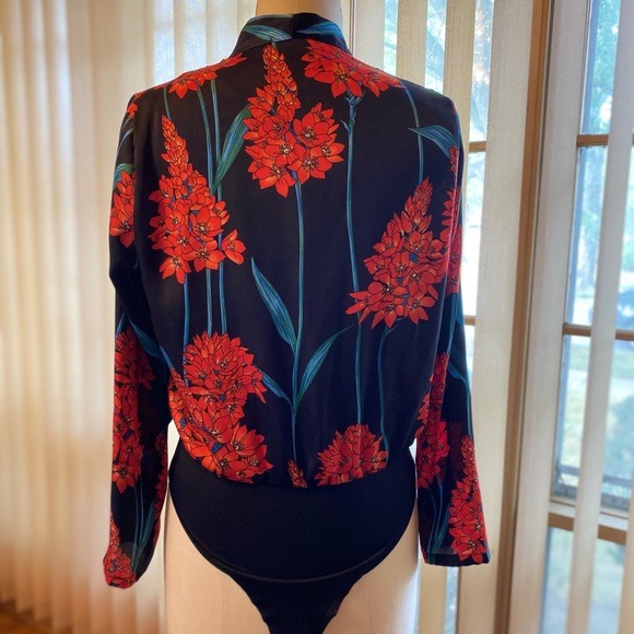 ZARA - Floral print blouse bodysuit - Picture 2 of 4